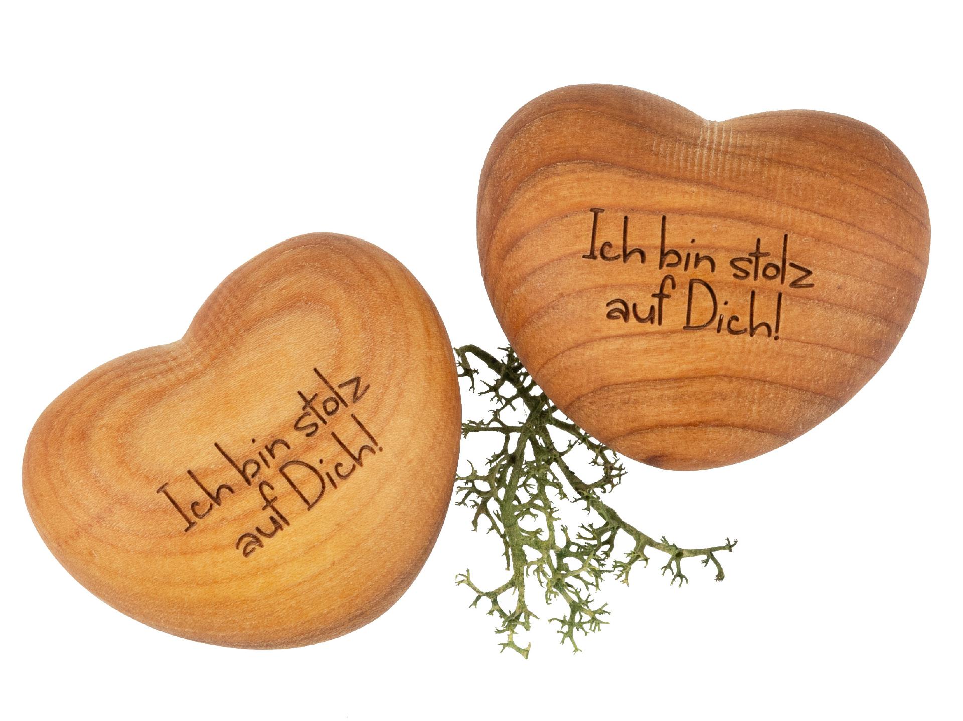 Holz Handschmeichler - Kirsche geölt - Gravur: "Ich bin stolz auf Dich!"