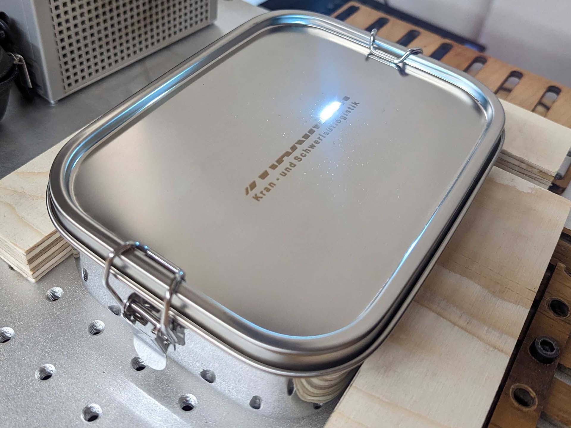 Lunchbox aus Edelstahl