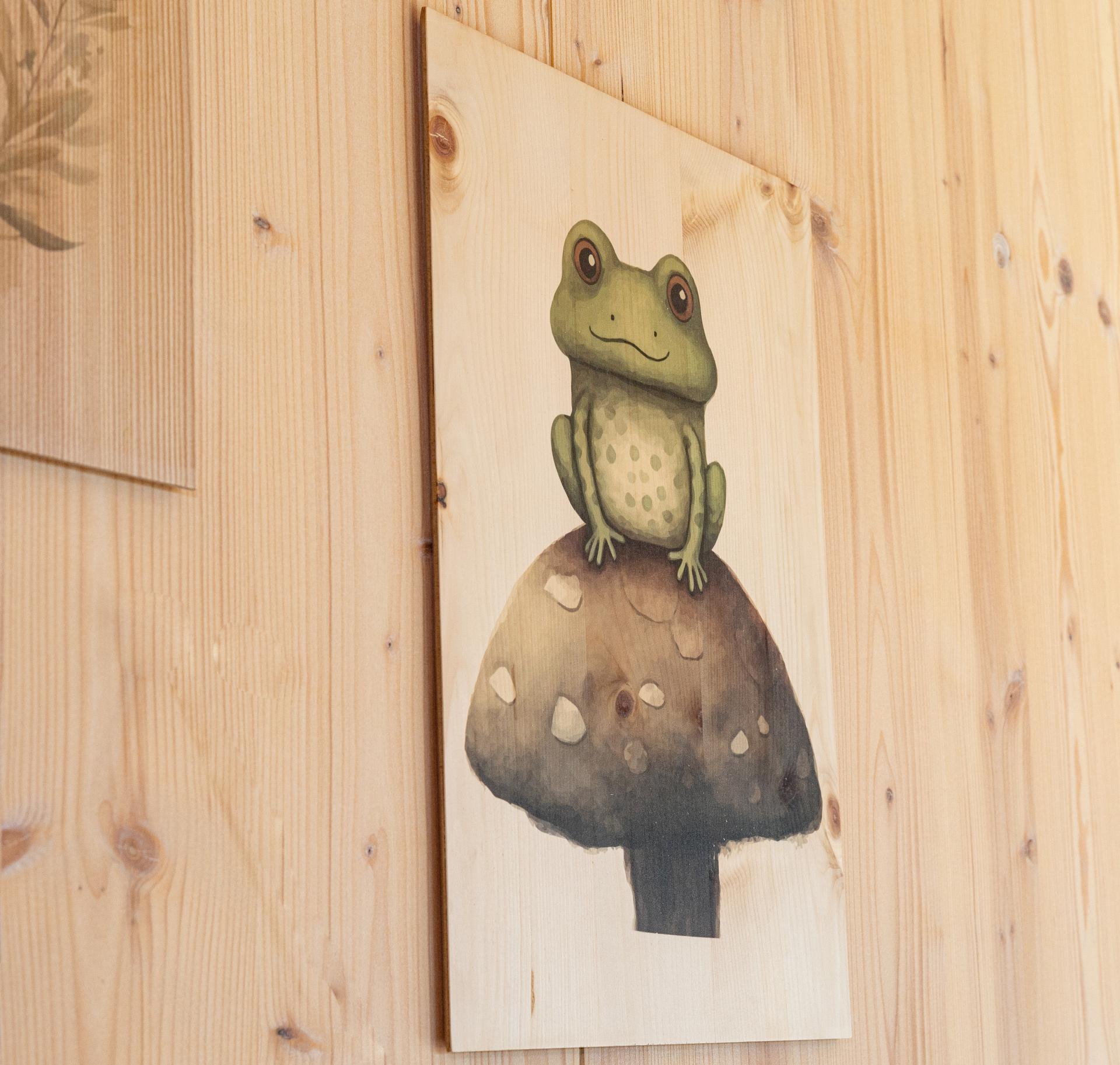 Holz Wandbilder fuer Kinder mit bunten Tier Motiv Schaf aus Zirbe