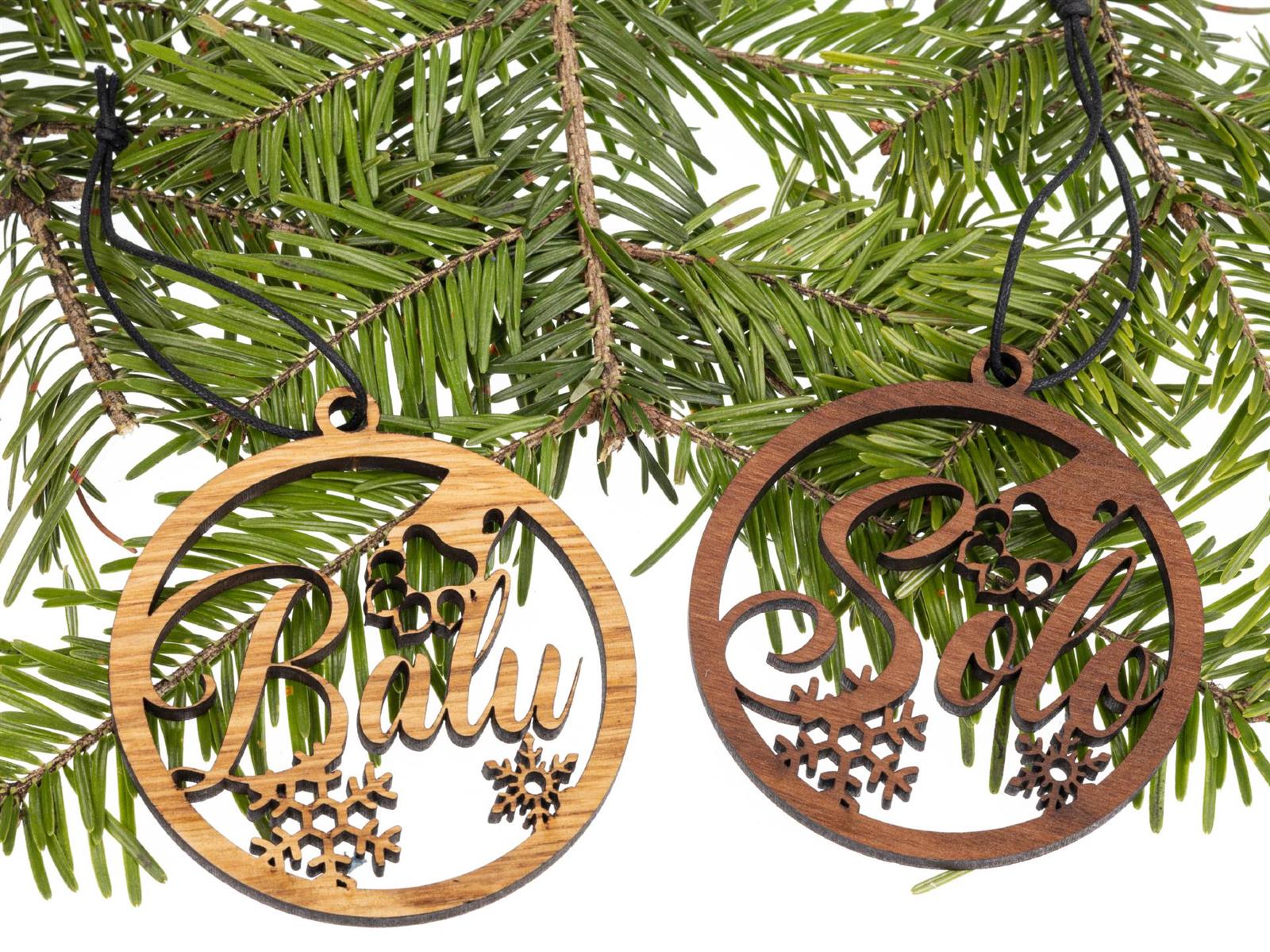 Holz Weihnachtsbaumschmuck fuer Hund Weihnachtskugel mit Wunschname
