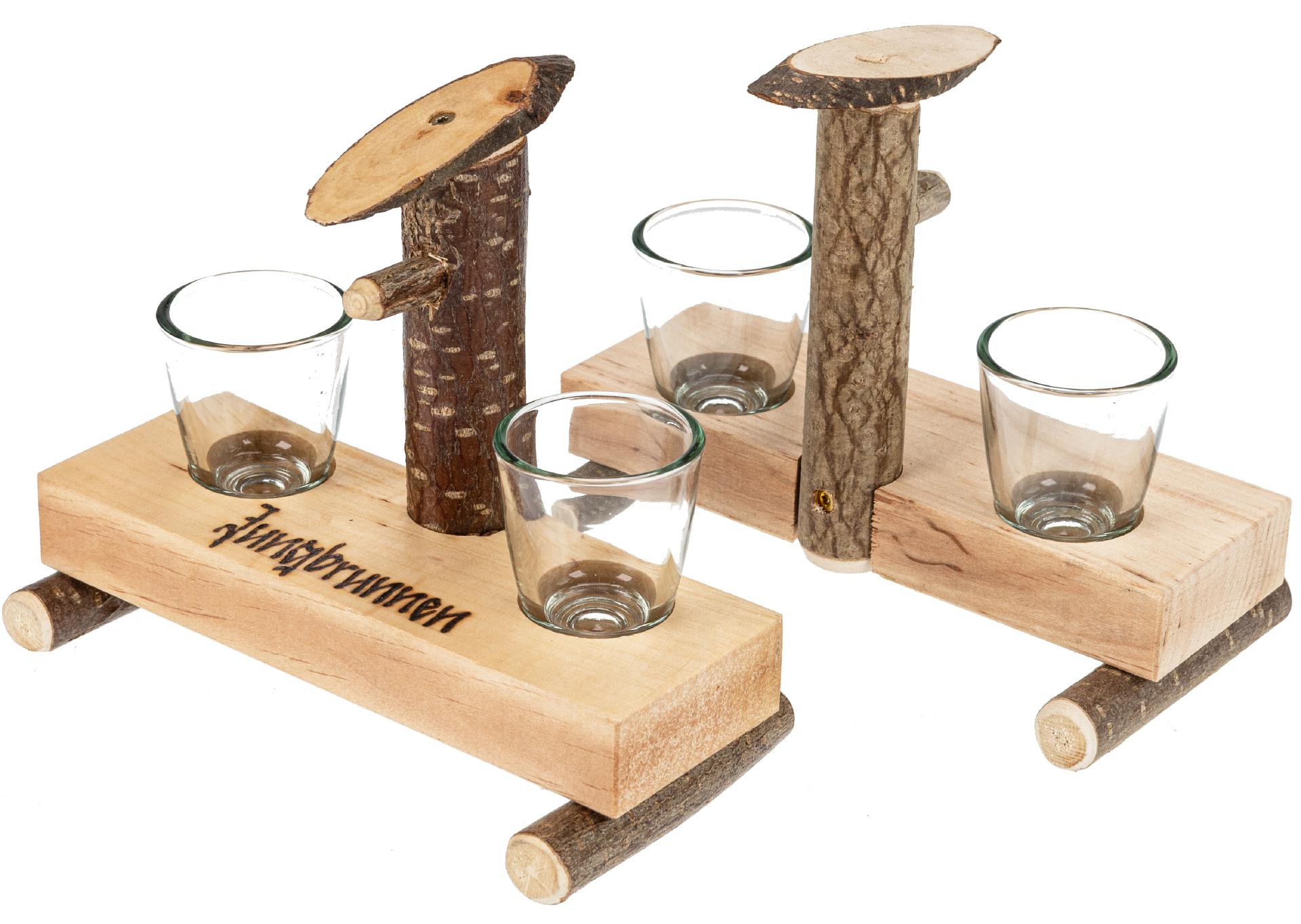 Schnapsbrunnen aus Holz