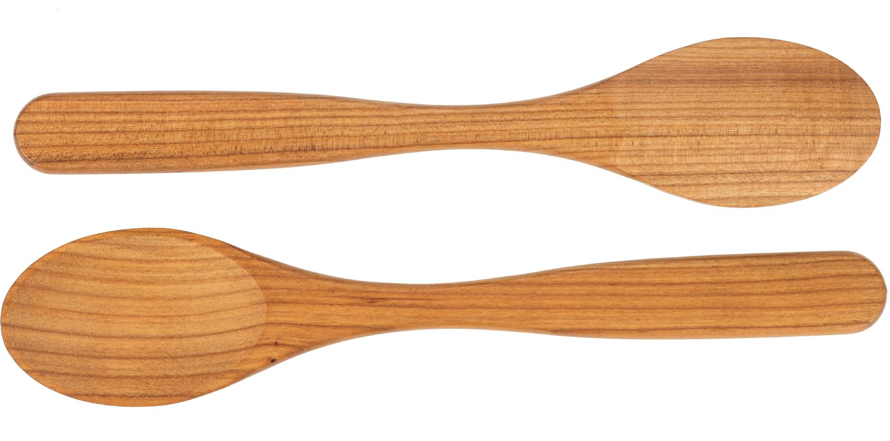 Loeffel aus geoeltem Kirschholz mit ovaler Laffe