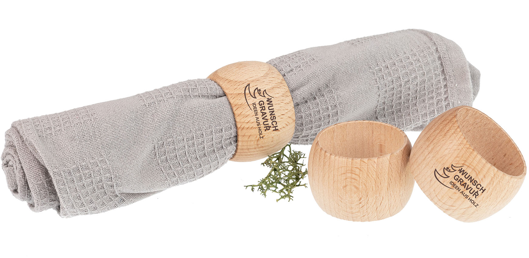 Individualisierter Holz Serviettenring aus FSC® zertifiziertem Buchenholz mit Lasergravur