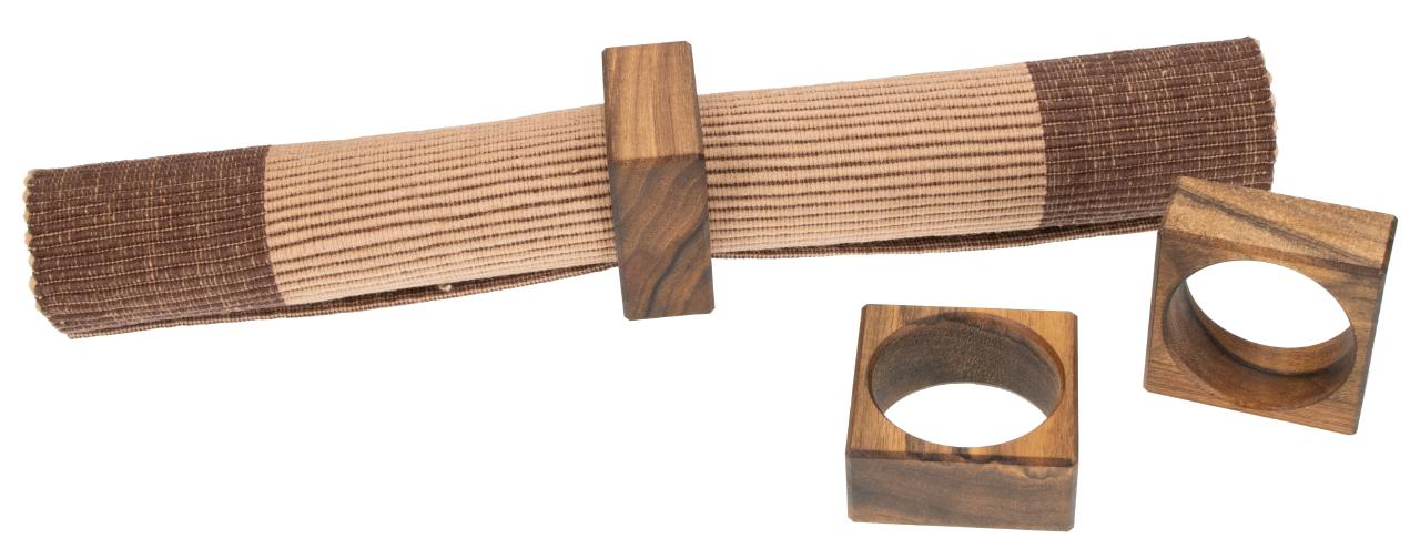 Hochwertiger Serviettenhalter aus geoeltem Nussbaum Holz stilvoller Serviettenring ca