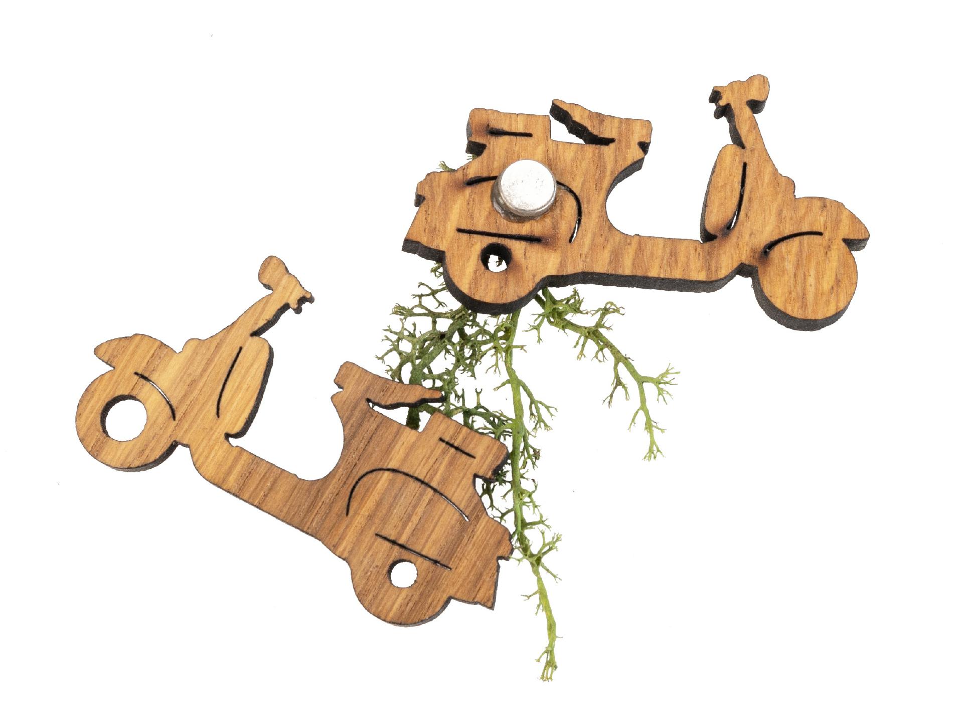 Holz Magnet in Motorroller Form | Eiche geölt FSC® zertifiziert