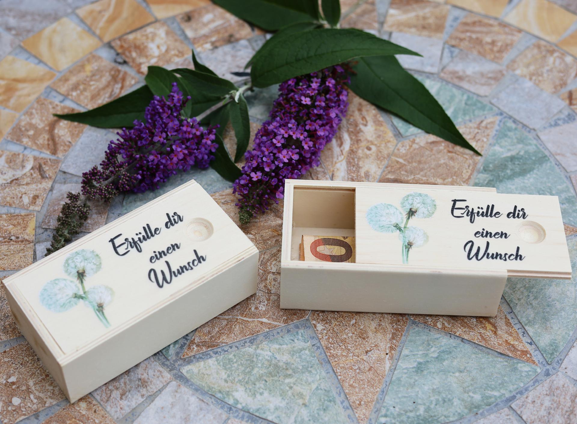 Holz Schiebedeckel Kiste fuer kleine Geschenke Erfuelle dir einen Wunsch mit Pusteblume