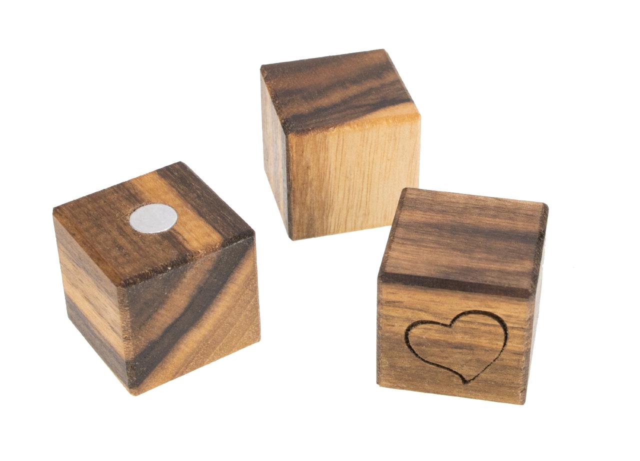 Holzwuerfel Magnet