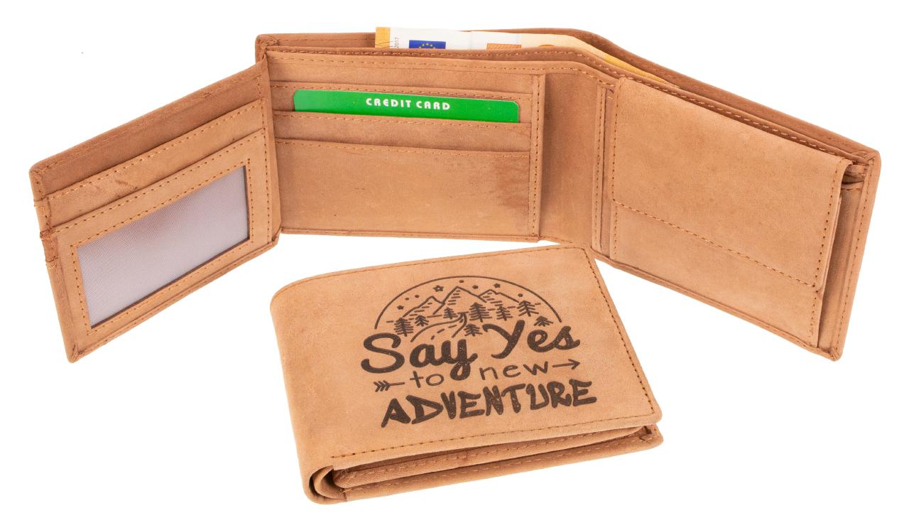 Leder Geldbeutel Geldboerse fuer Abenteurer Say yes to new adventure hellbraun natur