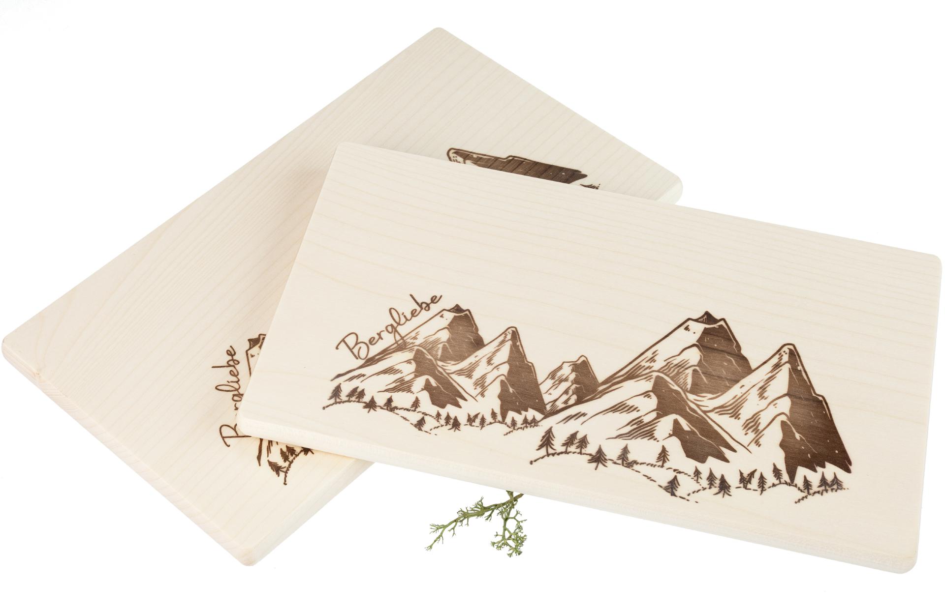 Frühstücksbrett FSC® Ahorn 26 x 15 x 1,2 cm - Bergliebe mit Berg Panorama