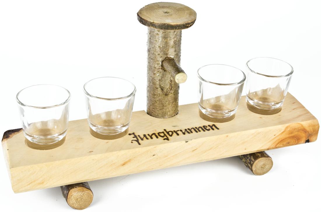 Schnapsbrunnen aus Holz