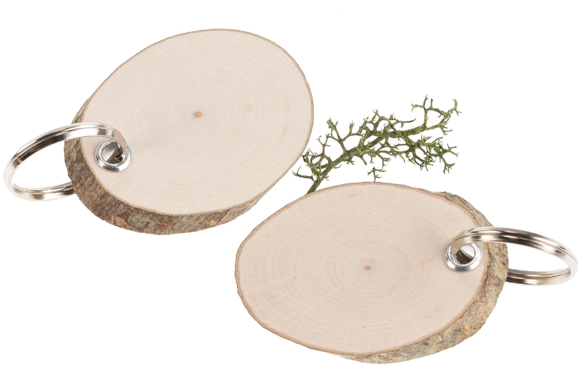 Ovaler Baumscheiben-Schlüsselanhänger aus Haselnuss | Mit Rinde ca. 5-7cm