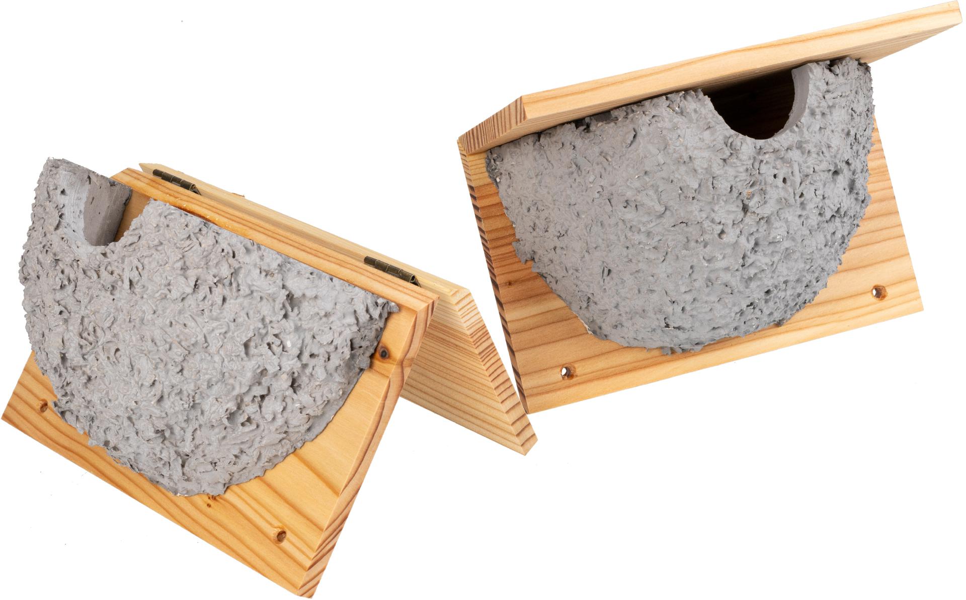 Mehlschwalben Nest Nistkasten aus Holzbeton und Laerche geoelt