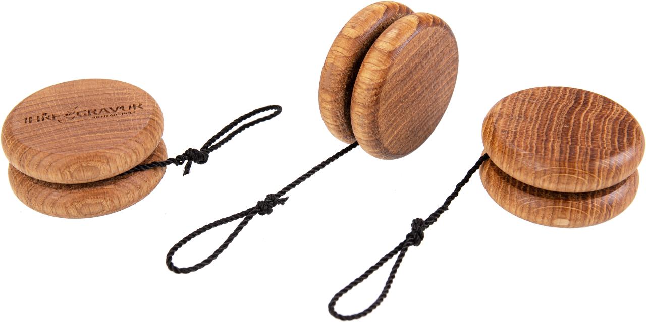 Elegantes Holz Jojo aus Eiche mit geoelter Oberflaeche Schoenes Geschenk