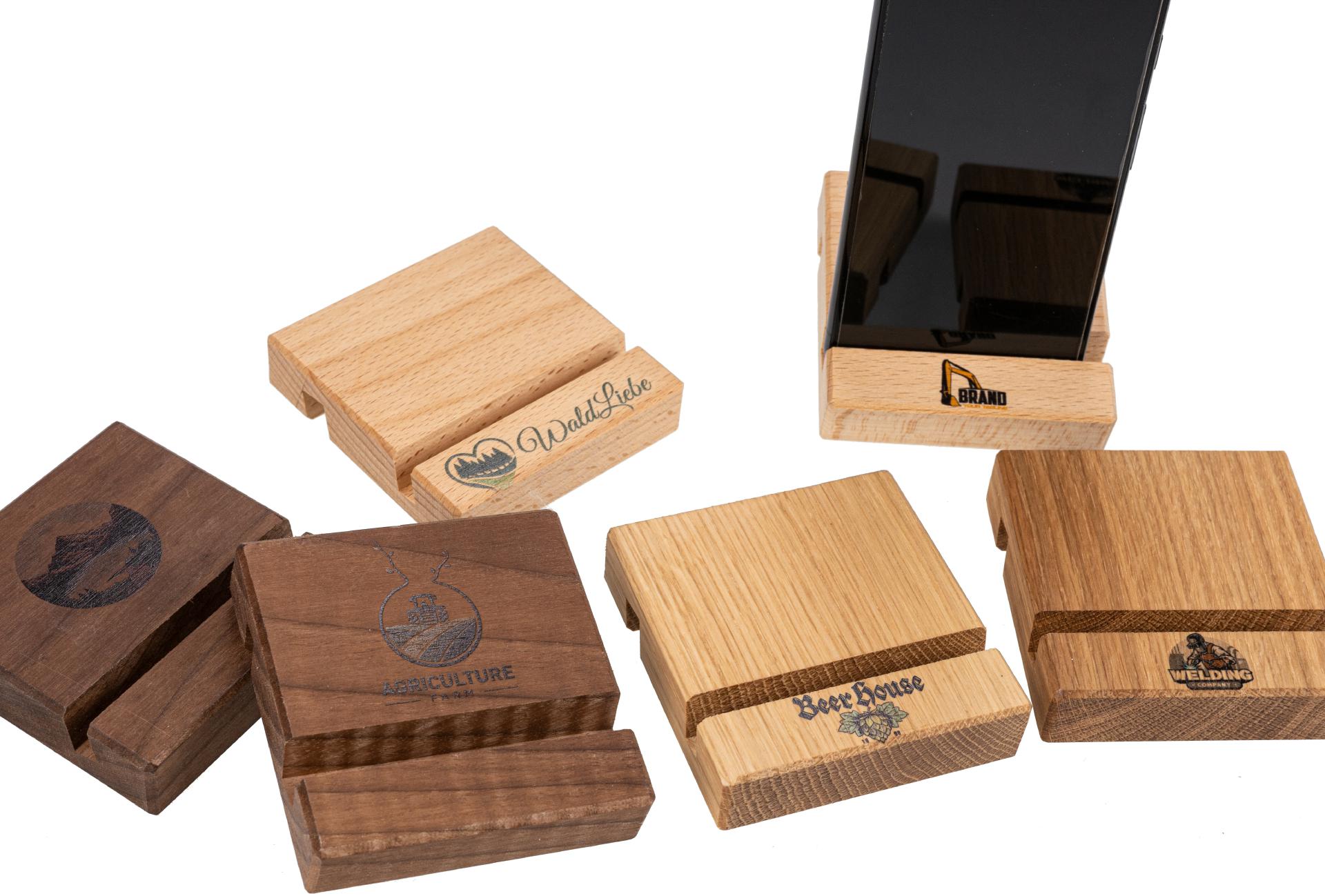 Personalisierter Holz Smartphone und Tablet Halter inkl