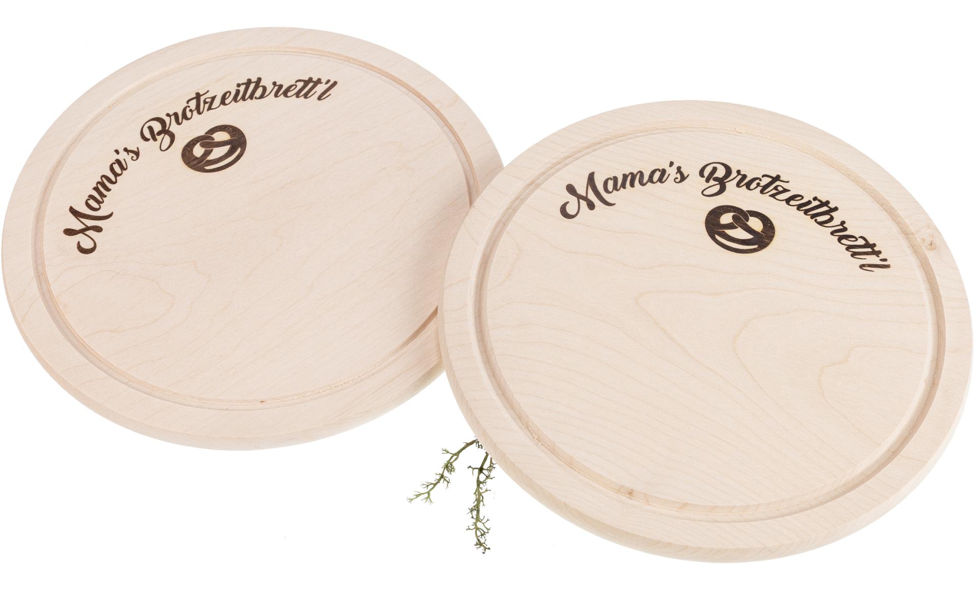 Mama's Brotzeitbrett'l mit Breze - Traditionelles Brotzeitbrett aus FSC® Ahorn 24 cm