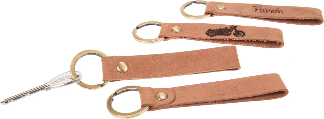 Personalisierter Leder Schluesselanhaenger mit Messingring in Hellbraun