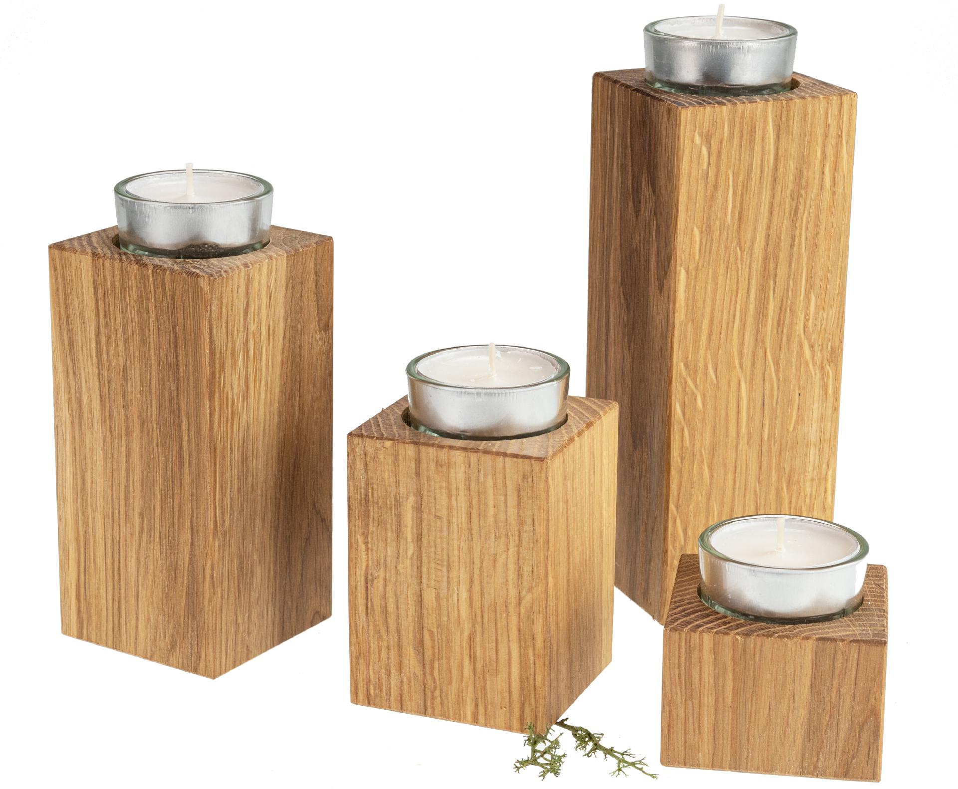 Schlichte Teelichthalter im 4er-Set aus Geölter Eiche mit Glas und Teelicht - Ideal als Adventskranz