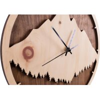Wanduhr mit Bergpanorama aus Wunschholz und...