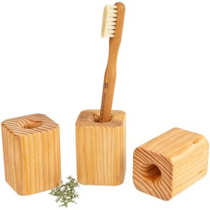 Larch wood toothbrush holder - Toothbrush holder made of oiled wood