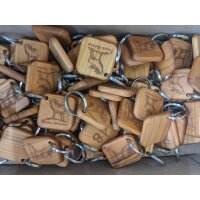 Personalized square key ring made of oiled FSC®...