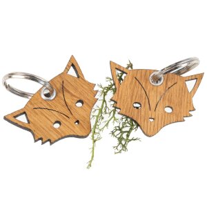 Schlüsselanhänger aus FSC® Eiche geölt in Fuchs Form
