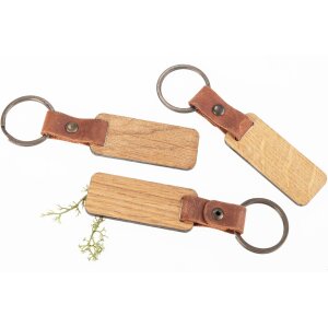 Oiled oak wood key fob | Light brown leather with brass ring