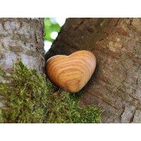 Holz Herz Handschmeichler aus geölter Eiche - 6,3 x 5 x 3,4 cm