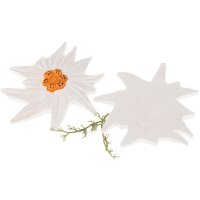 Hand-carved edelweiss made of lime wood - painted