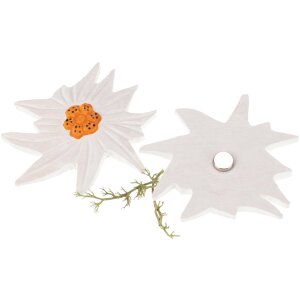Hand-carved edelweiss made of lime wood painted with magnet