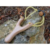 Holz Steinschleuder aus Buche – 14,5 × 8 × 2 cm | Mit persönlicher Lasergravur