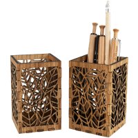 Wooden pen holder with deciduous tree leaves made of oak...
