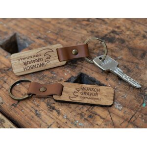 Oak wood key ring with leather strap | Individual engraving