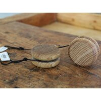 Elegantes Holz-Jojo aus geölter Eiche und Schwarzer Kordel mit Schlaufe